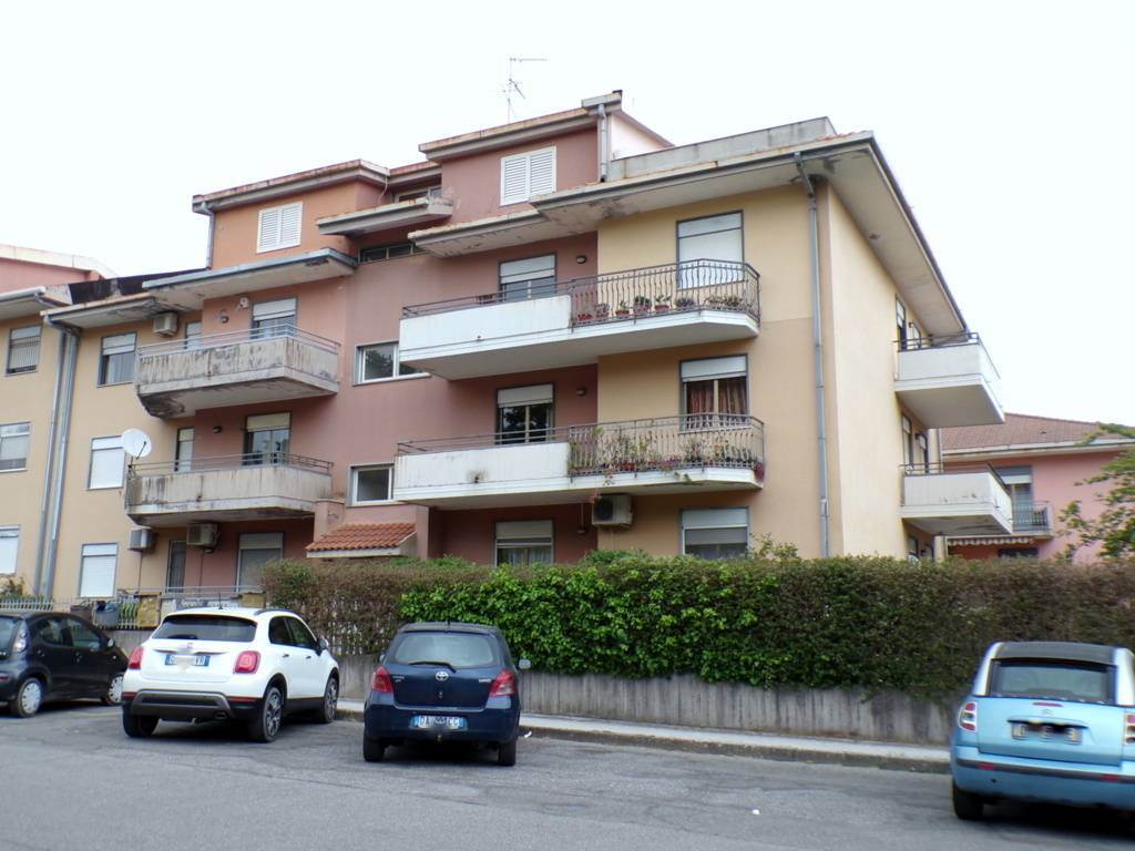 appartamento in vendita a Piedimonte Etneo