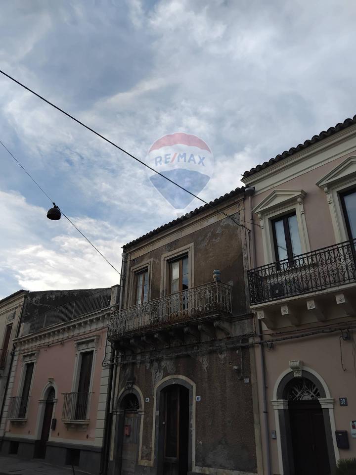 casa indipendente in vendita a Piedimonte Etneo