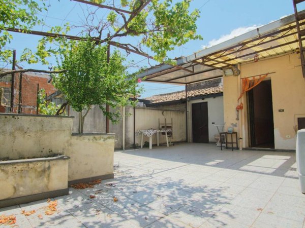 casa indipendente in vendita a Piedimonte Etneo