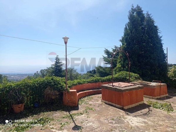 casa indipendente in vendita a Piedimonte Etneo in zona Presa