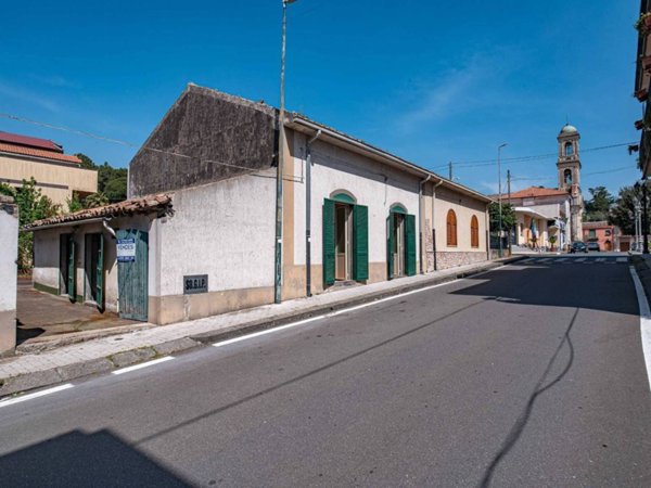 casa indipendente in vendita a Piedimonte Etneo in zona Presa