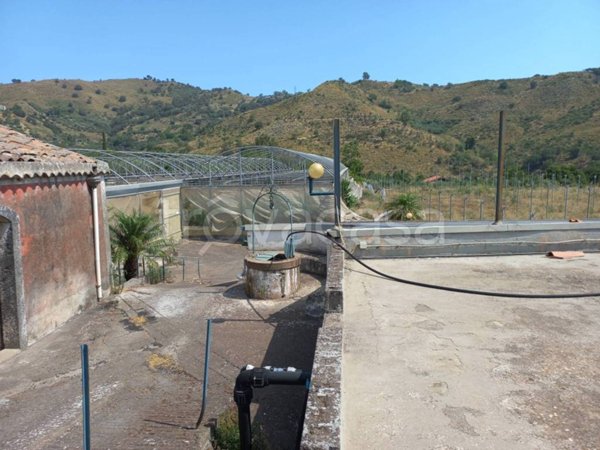 terreno agricolo in vendita a Piedimonte Etneo in zona Presa