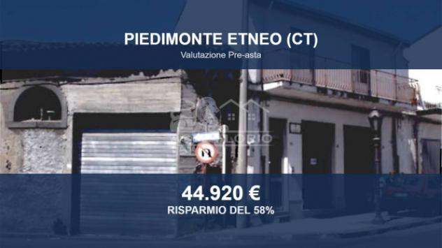 casa indipendente in vendita a Piedimonte Etneo