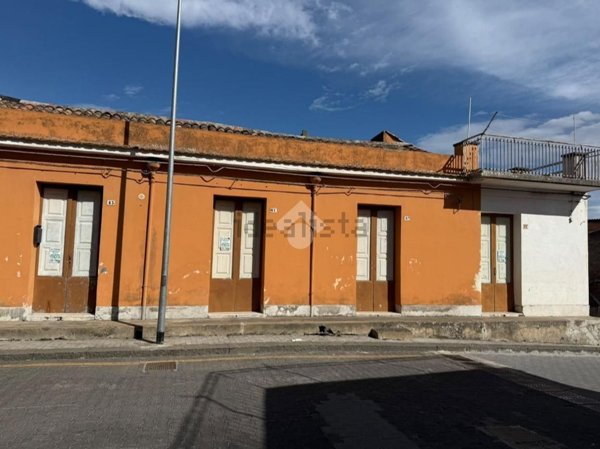 casa indipendente in vendita a Piedimonte Etneo