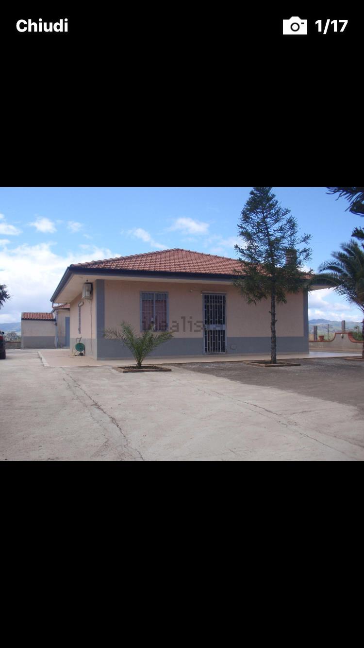casa indipendente in vendita a Raddusa