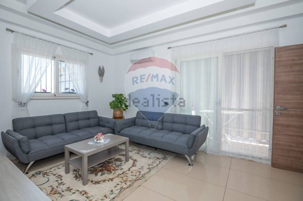 casa indipendente in vendita a Ramacca
