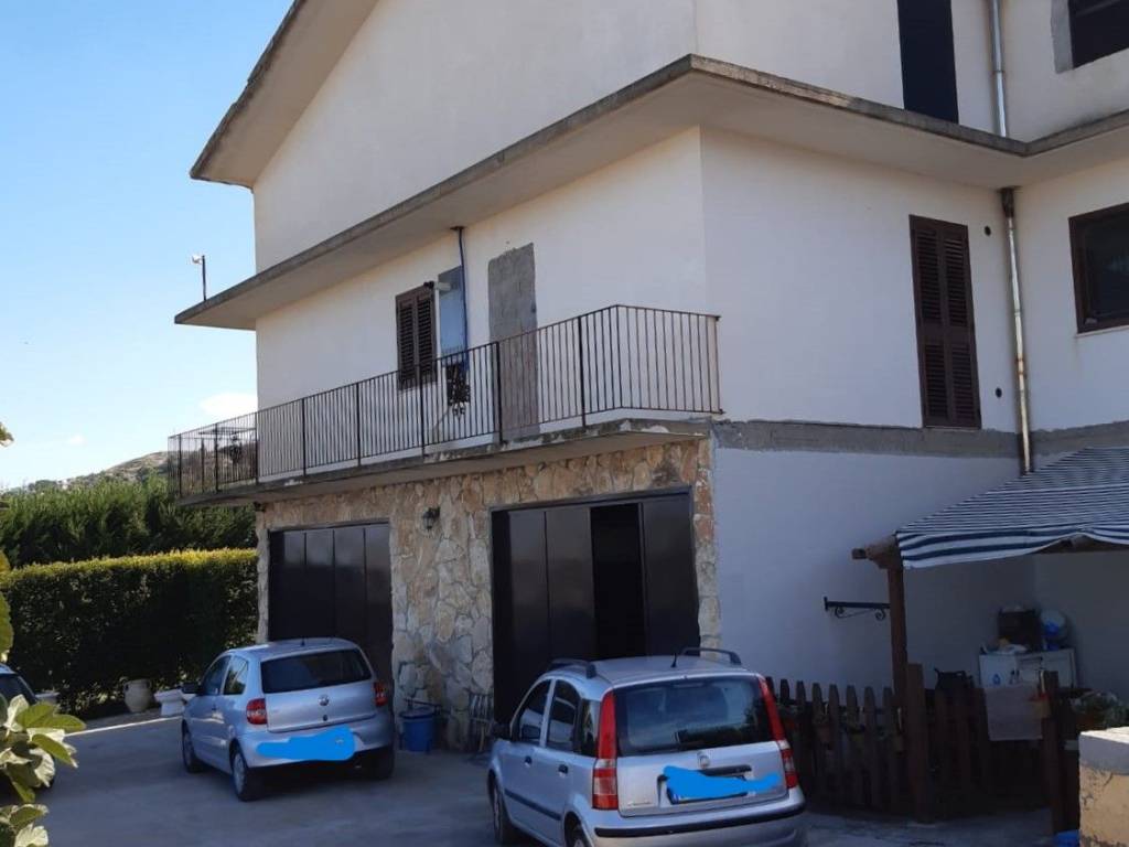 casa indipendente in vendita a Ramacca