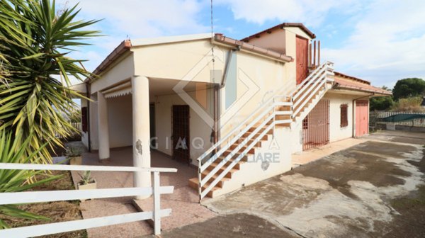 casa indipendente in vendita a Ramacca