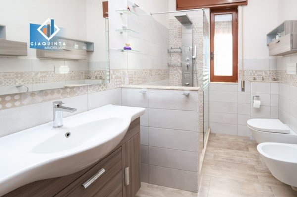 casa indipendente in vendita a Ramacca