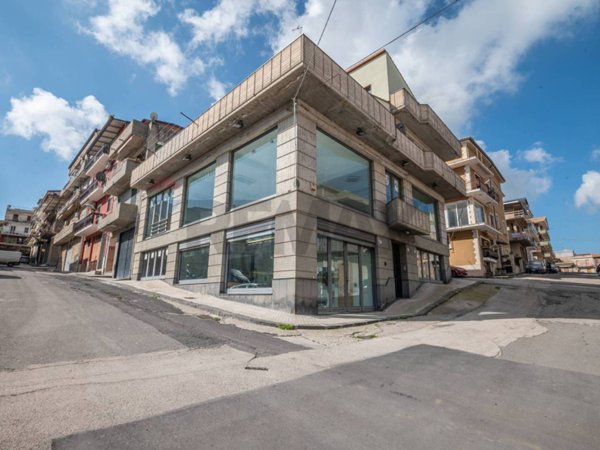 casa indipendente in vendita a Ramacca