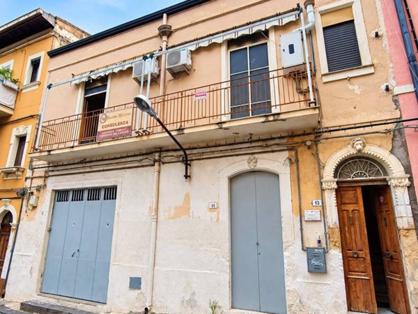 casa indipendente in vendita a Ramacca