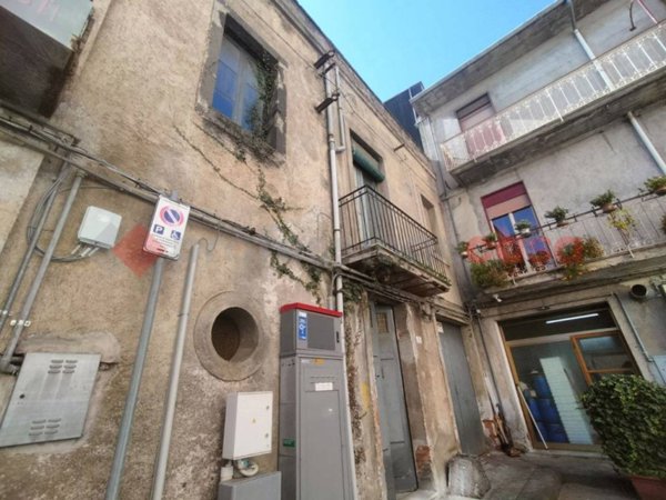 casa indipendente in vendita a Randazzo