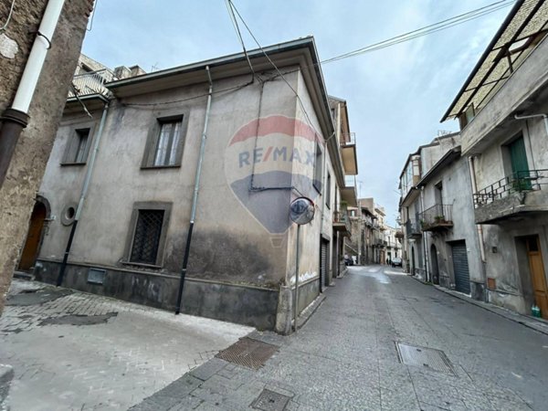 casa indipendente in vendita a Randazzo