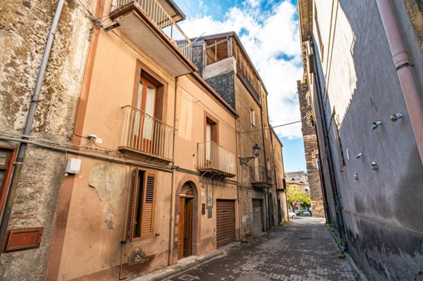 casa indipendente in vendita a Randazzo