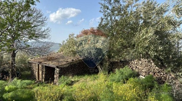 rudere in vendita a Randazzo