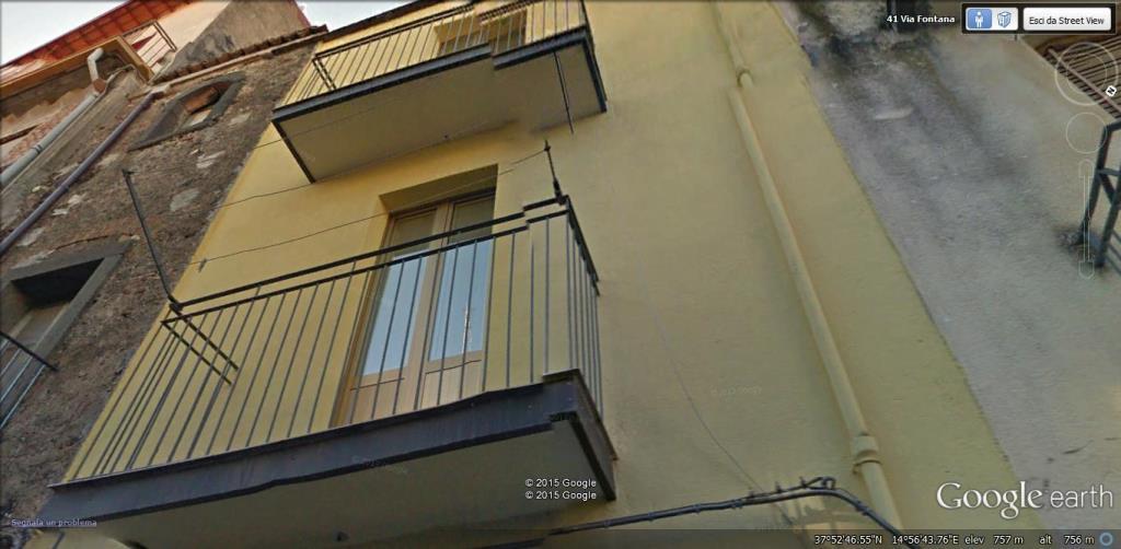 intera palazzina in vendita a Randazzo