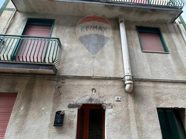casa indipendente in vendita a Randazzo