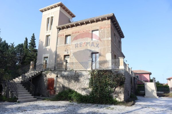 casa indipendente in vendita a Randazzo