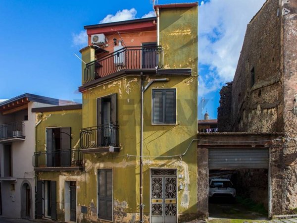 casa indipendente in vendita a Randazzo