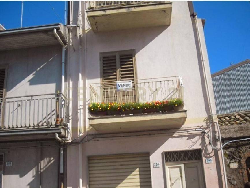 casa indipendente in vendita a Randazzo