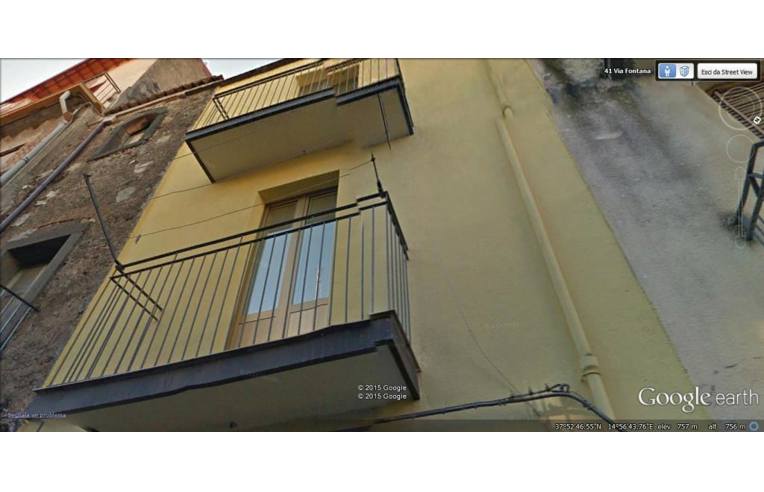 intera palazzina in vendita a Randazzo