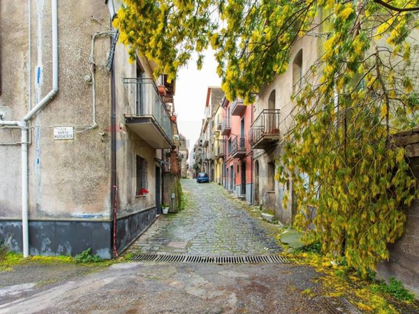 casa indipendente in vendita a Randazzo