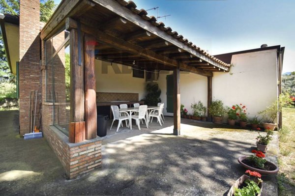 casa indipendente in vendita a Randazzo in zona Flascio