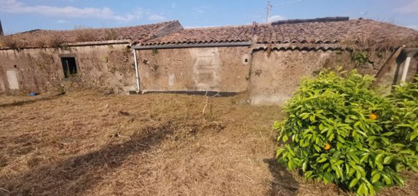 casa indipendente in vendita a Riposto in zona Altarello