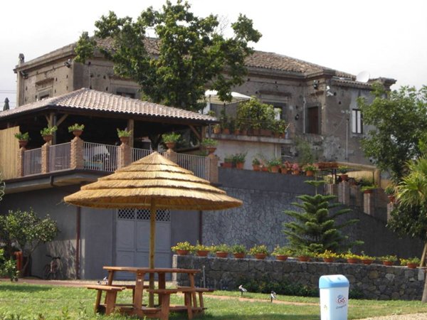 casa indipendente in vendita a Riposto