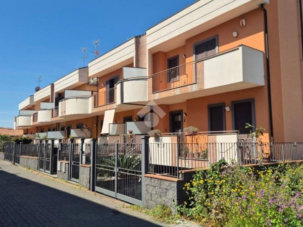 appartamento in vendita a Riposto in zona Torre Archirafi