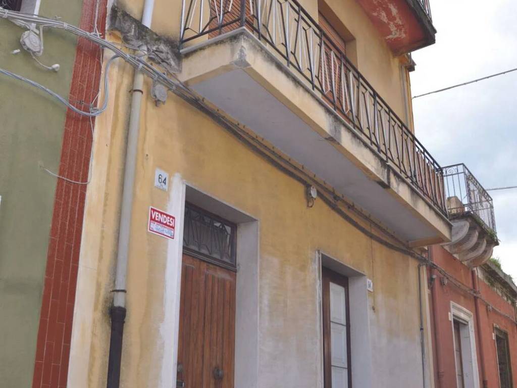 casa indipendente in vendita a Riposto