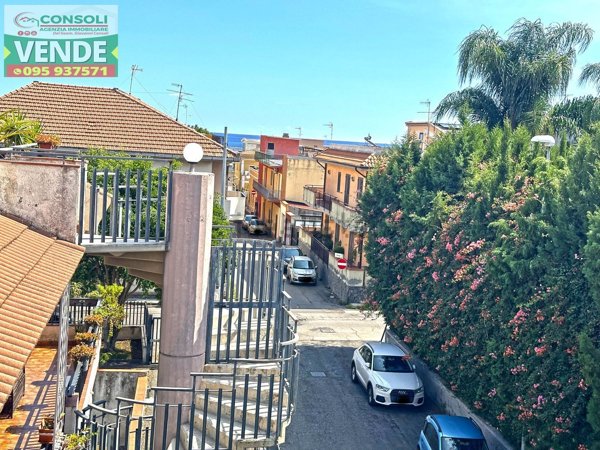 appartamento in vendita a Riposto in zona Torre Archirafi