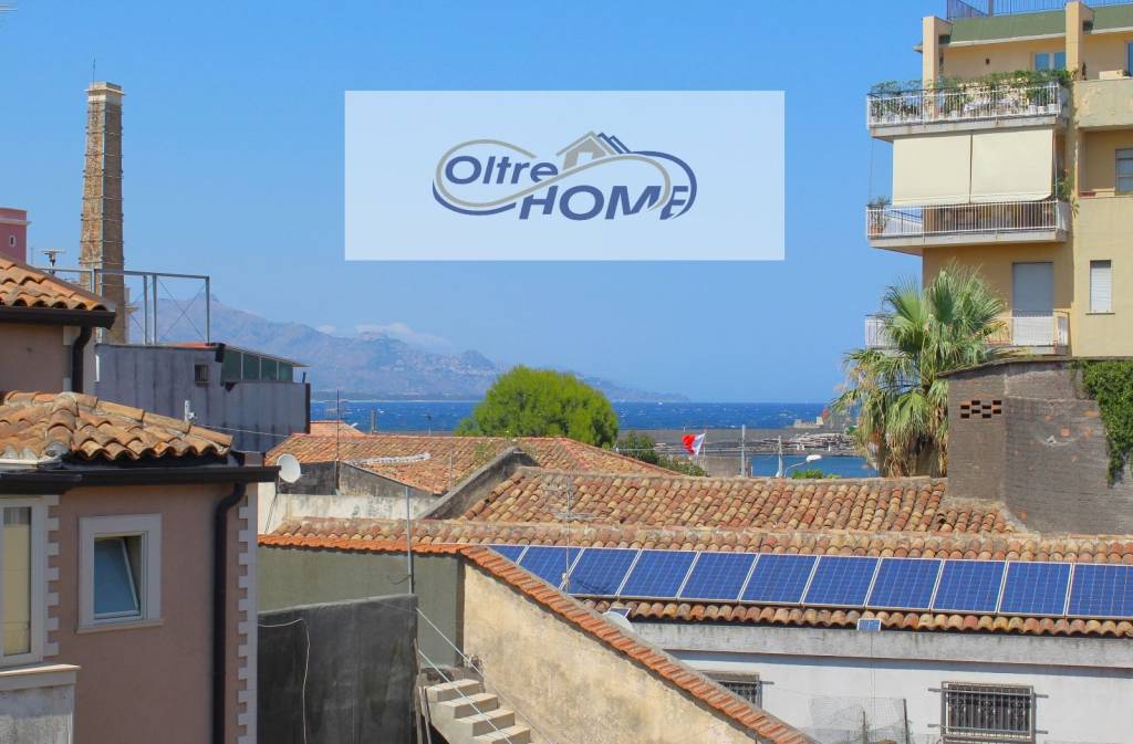 casa indipendente in vendita a Riposto