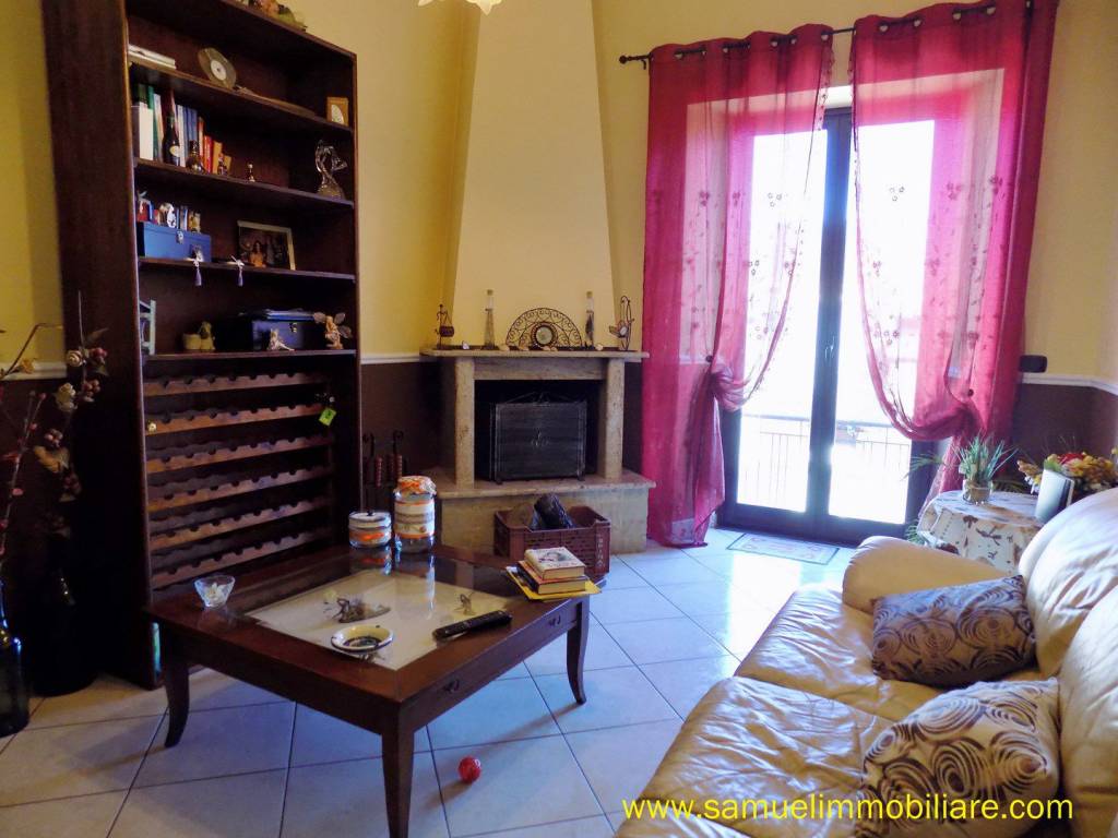 intera palazzina in vendita a Riposto
