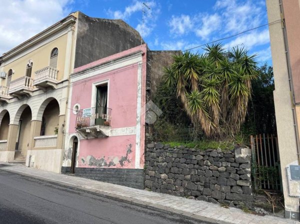 casa indipendente in vendita a Riposto in zona Carruba