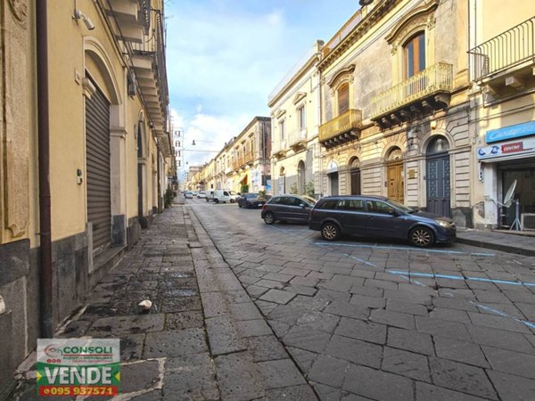 intera palazzina in vendita a Riposto