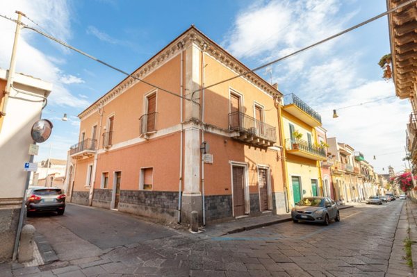 casa indipendente in vendita a Riposto