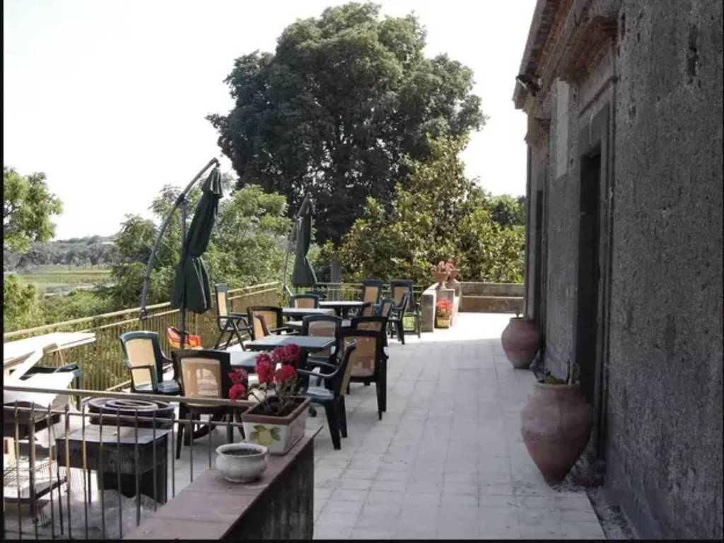 intera palazzina in vendita a Riposto