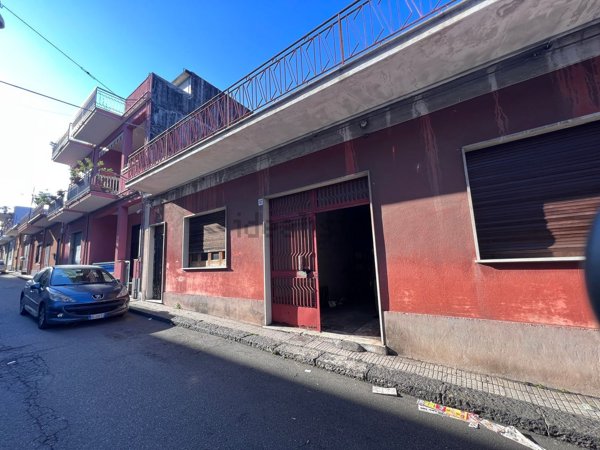 casa indipendente in vendita a Riposto