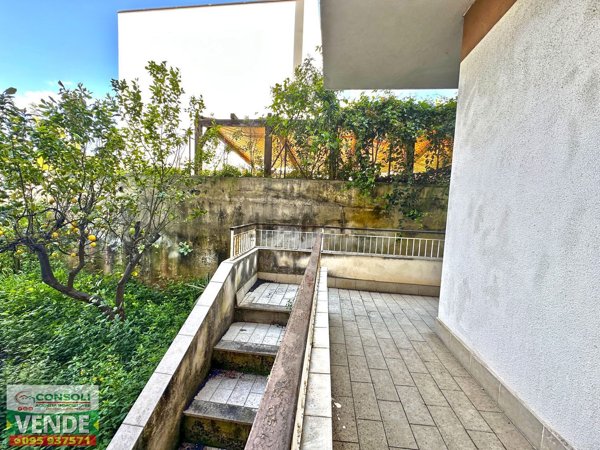appartamento in vendita a Riposto in zona Torre Archirafi