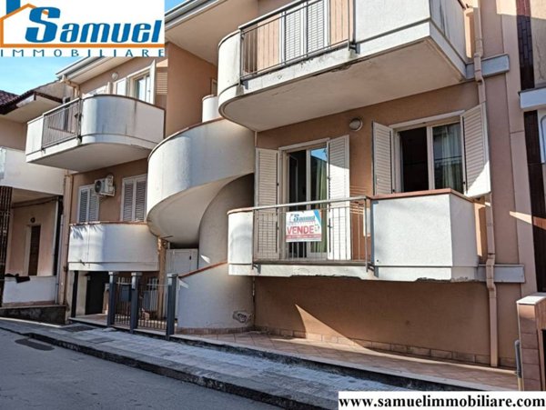 appartamento in vendita a Riposto in zona Torre Archirafi