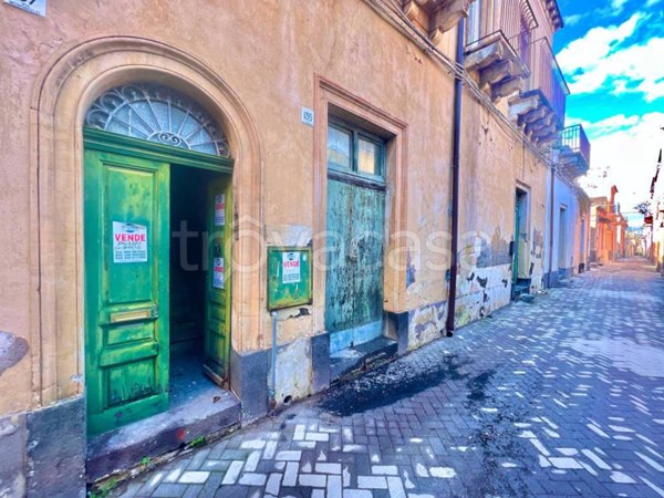 casa indipendente in vendita a Riposto