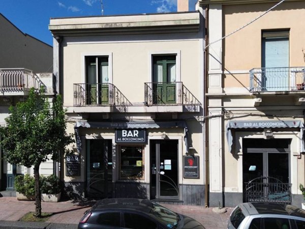 negozio in vendita a Riposto
