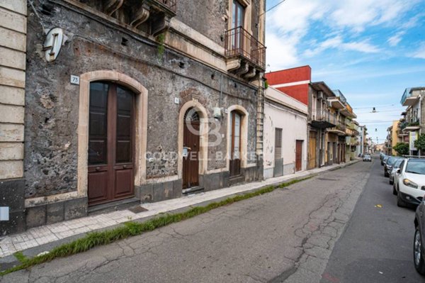 casa indipendente in vendita a Riposto