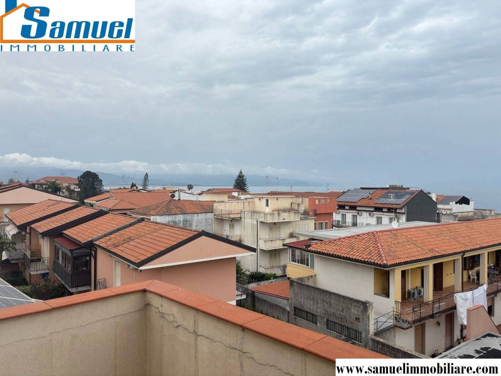 appartamento in vendita a Riposto in zona Torre Archirafi