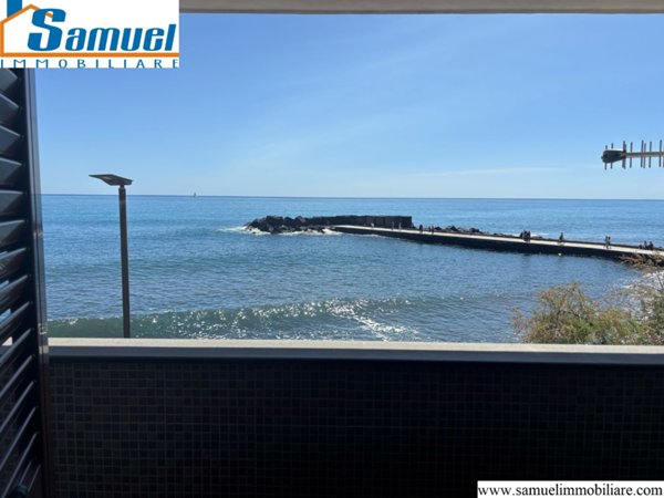 appartamento in vendita a Riposto in zona Torre Archirafi