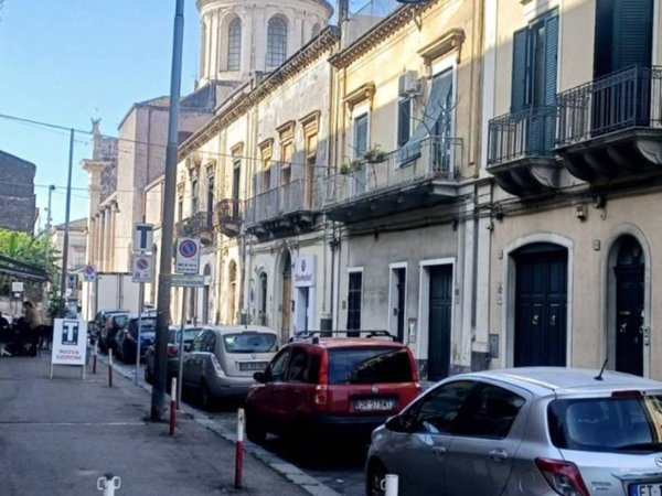 negozio in vendita a Riposto