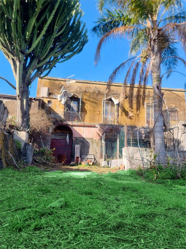 casa indipendente in vendita a Riposto