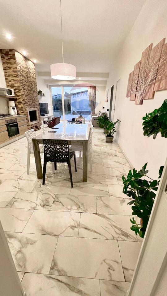 casa indipendente in vendita a Riposto