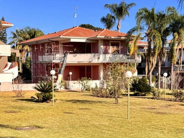 appartamento in vendita a Riposto in zona Torre Archirafi